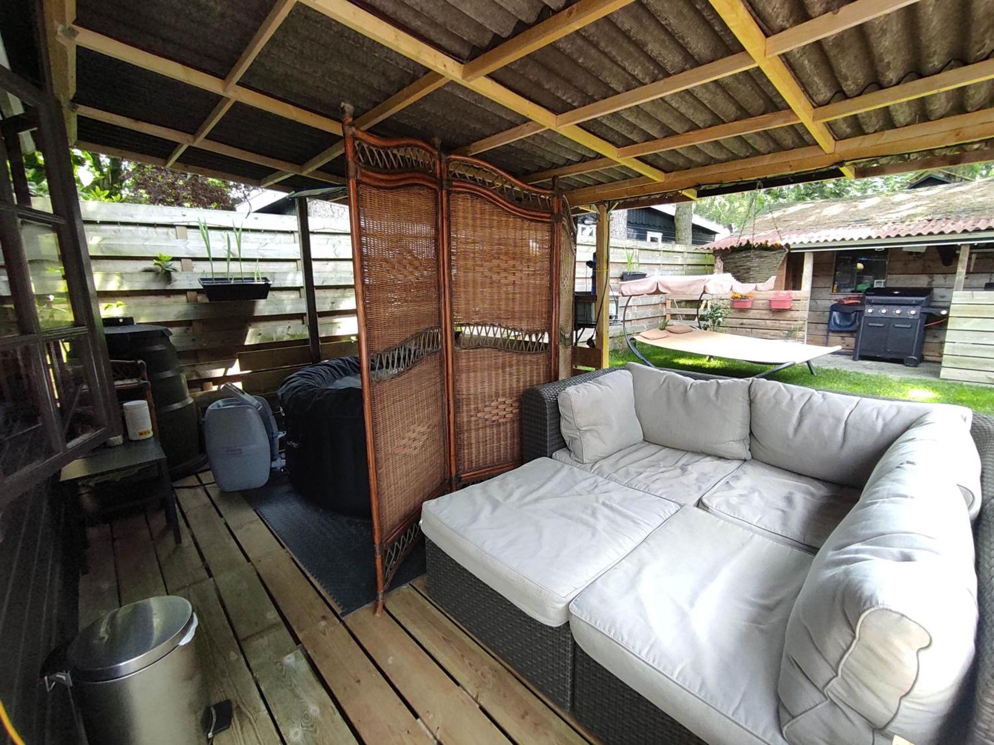 "Tempat Senang" Chalet On The Beautiful Veluwe With Airco Sauna Bbq Jacuzzi Beamer And Dog Putten Exteriér fotografie