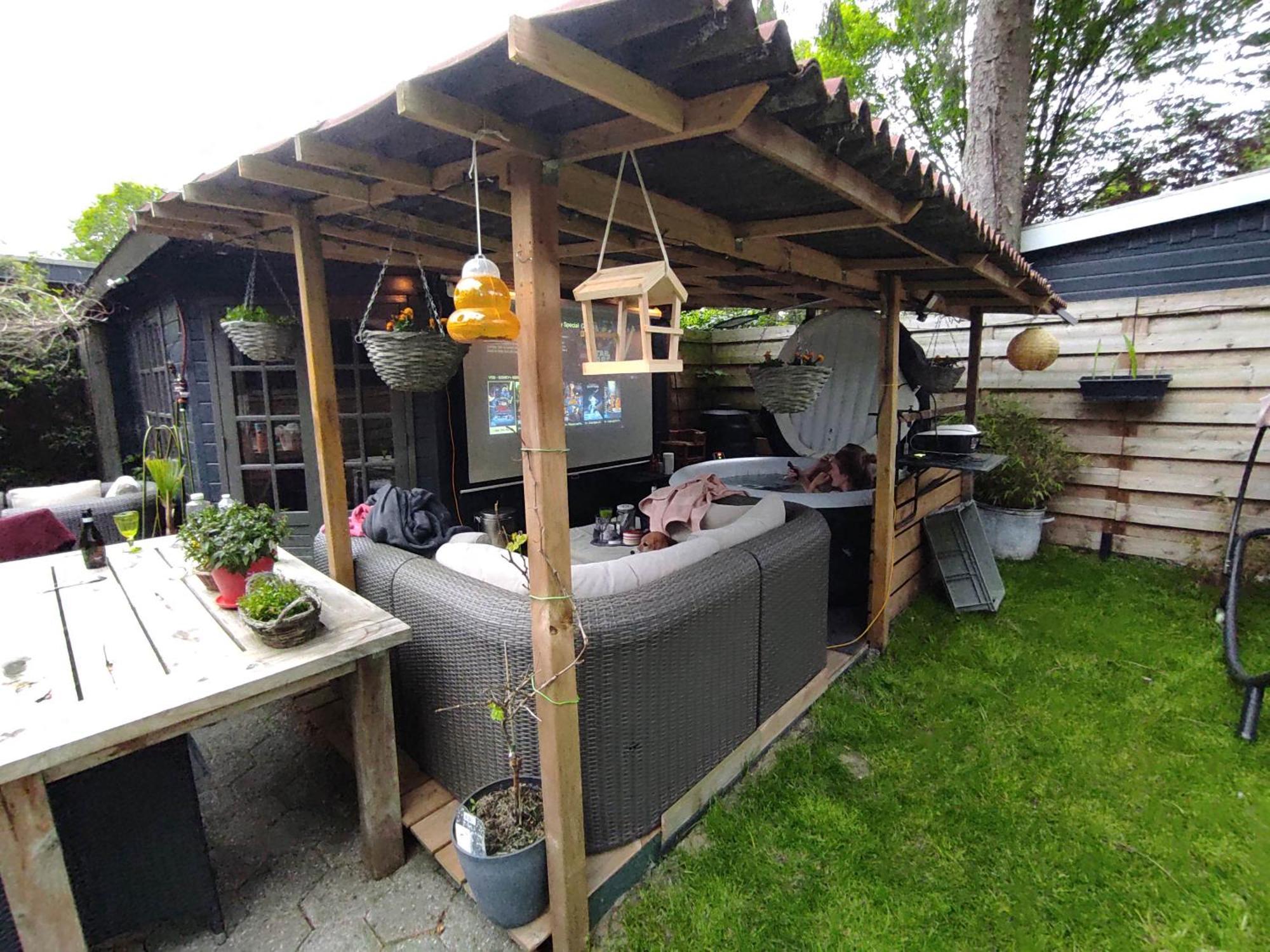 "Tempat Senang" Chalet On The Beautiful Veluwe With Airco Sauna Bbq Jacuzzi Beamer And Dog Putten Exteriér fotografie